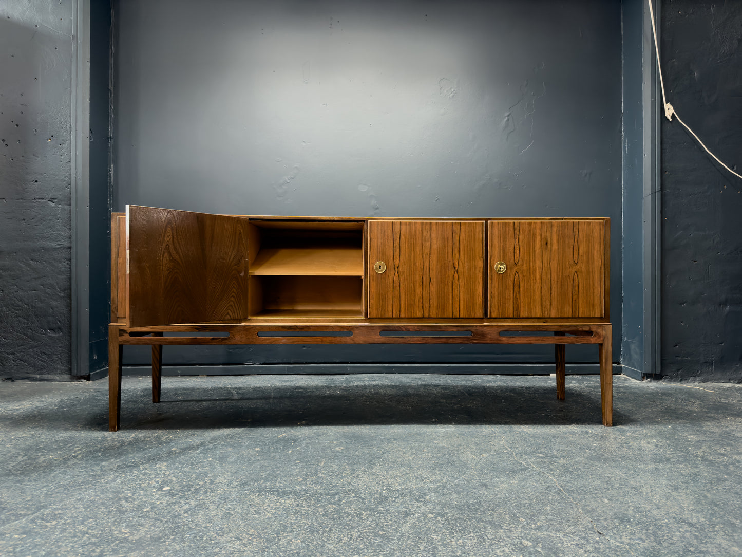 Heltborg Mobler Large Rosewood Sideboard