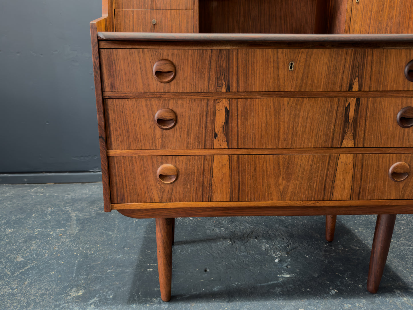 Rosewood Bureau