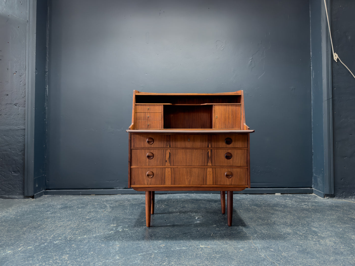 Rosewood Bureau