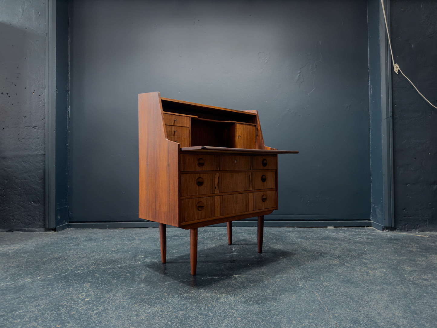 Rosewood Bureau