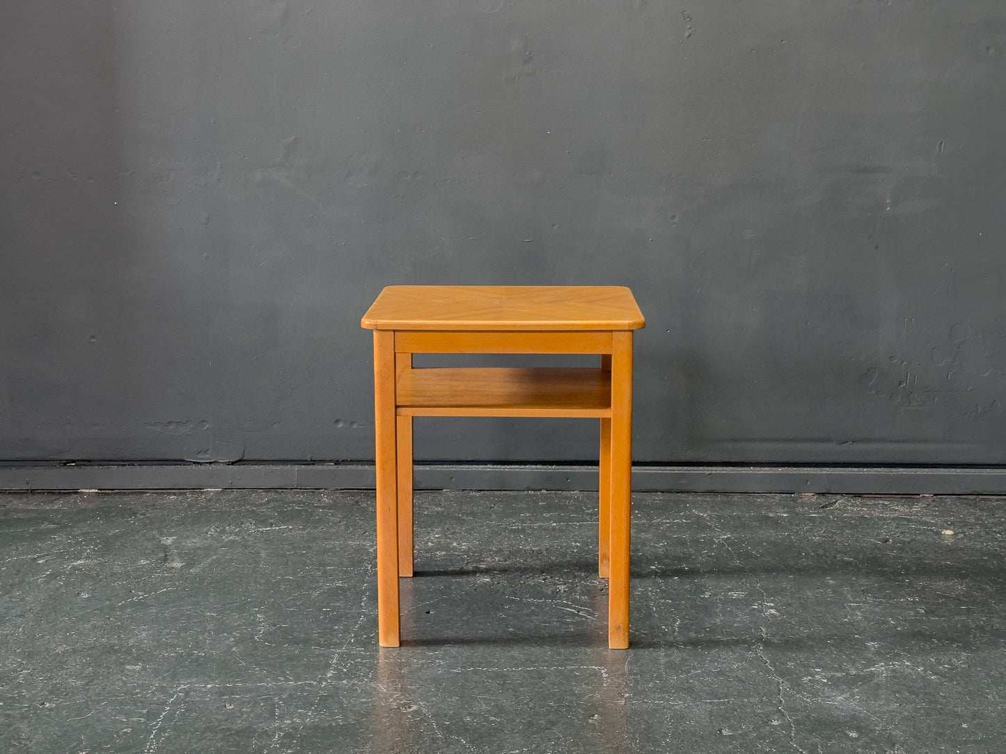 Squared Elm Side Table