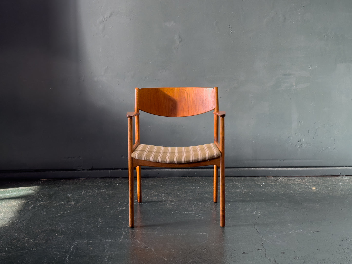 Carver Chair by Henning Kjaernulf for Bruno Hansen