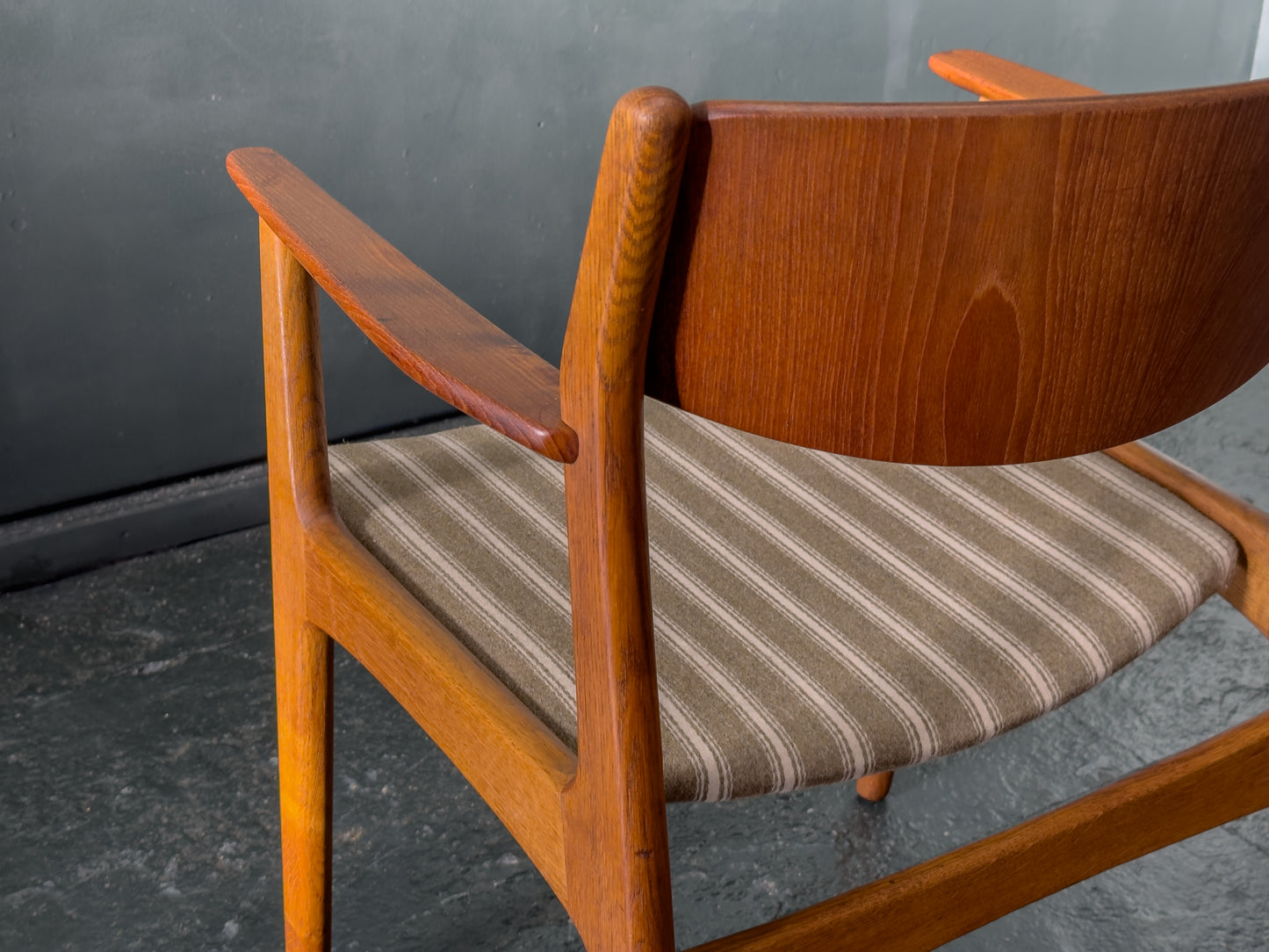Carver Chair by Henning Kjaernulf for Bruno Hansen