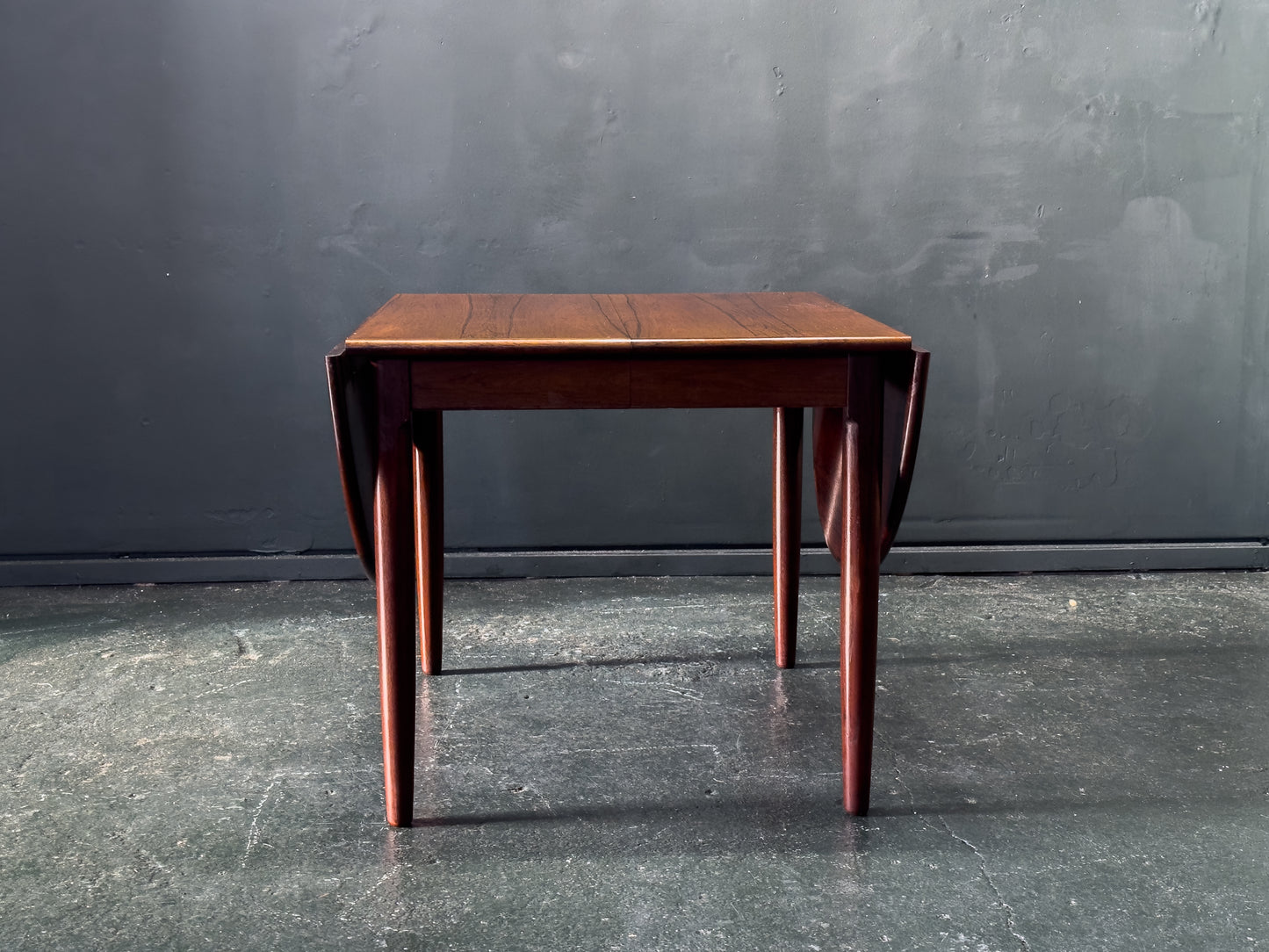Drop Leaf Table by Arne Vodder