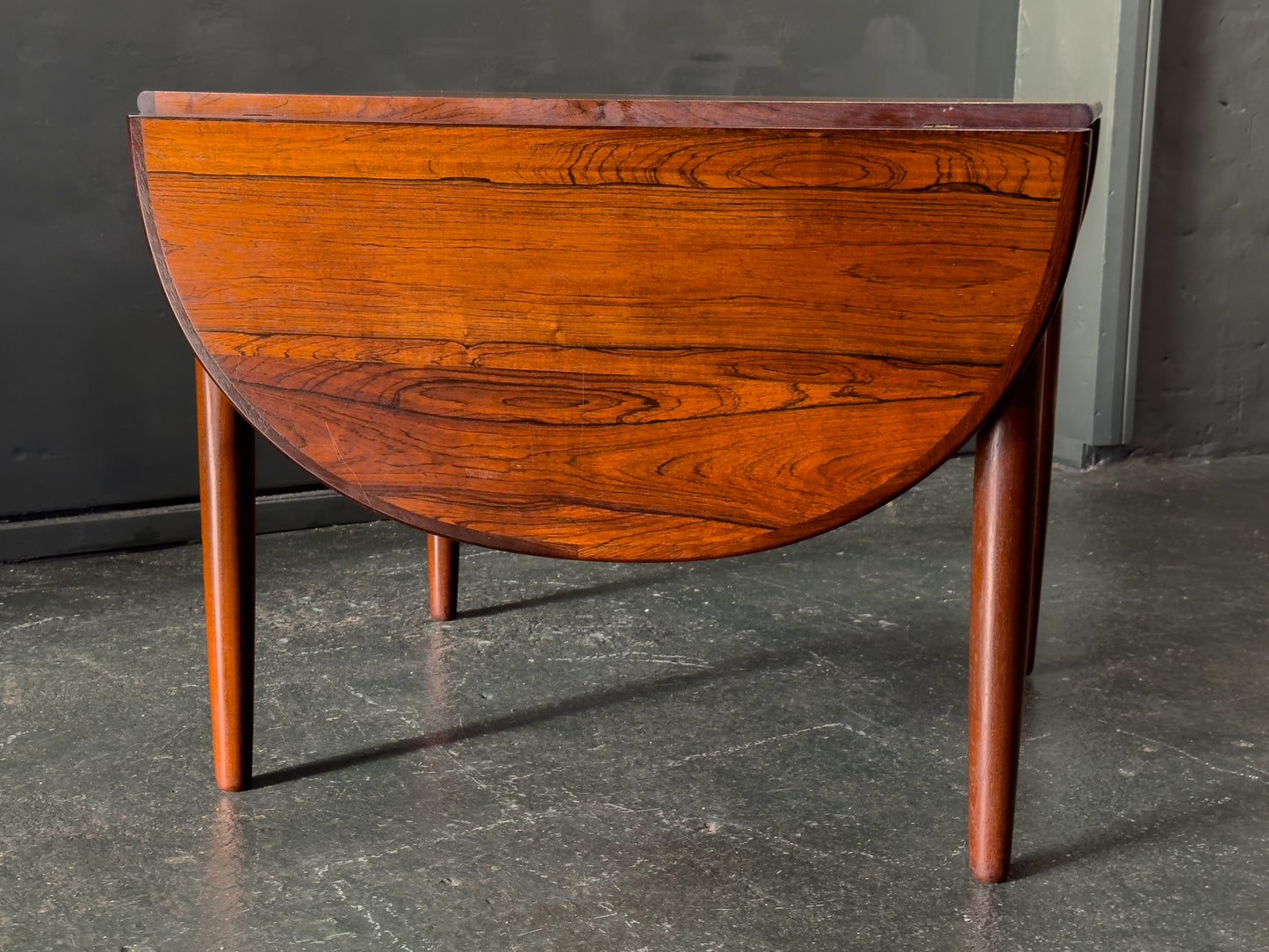 Drop Leaf Table by Arne Vodder