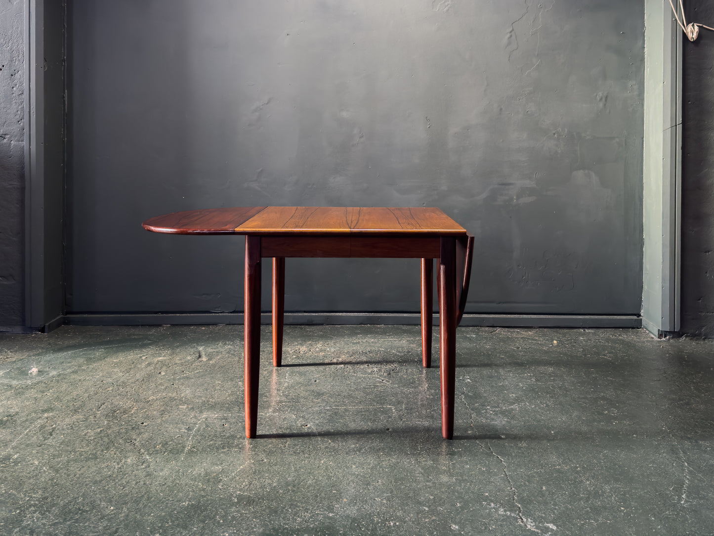 Drop Leaf Table by Arne Vodder