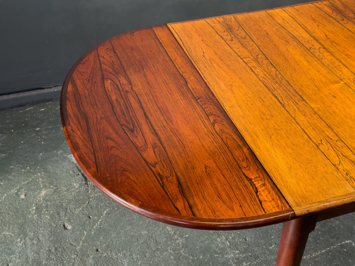 Drop Leaf Table by Arne Vodder