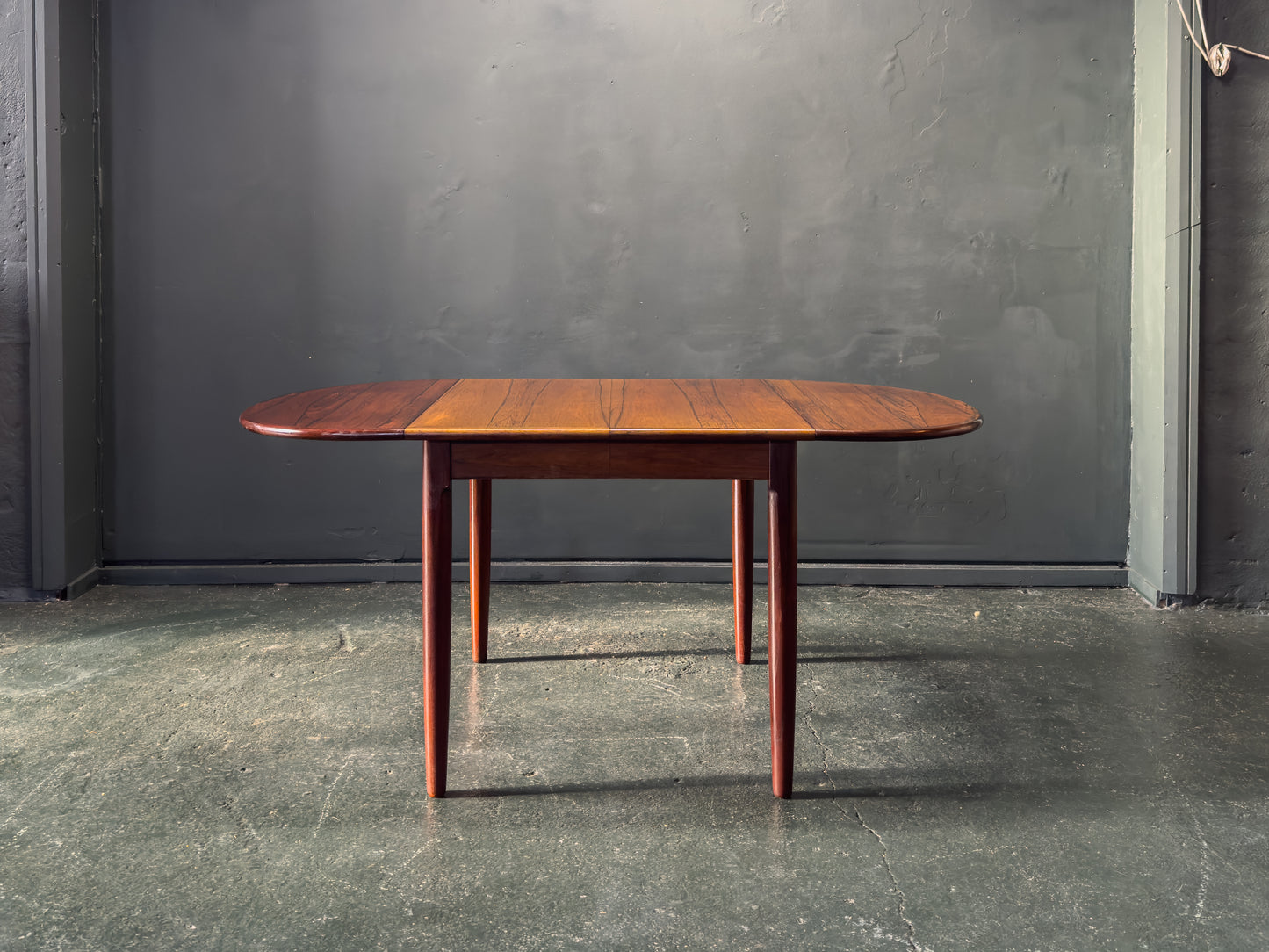 Drop Leaf Table by Arne Vodder