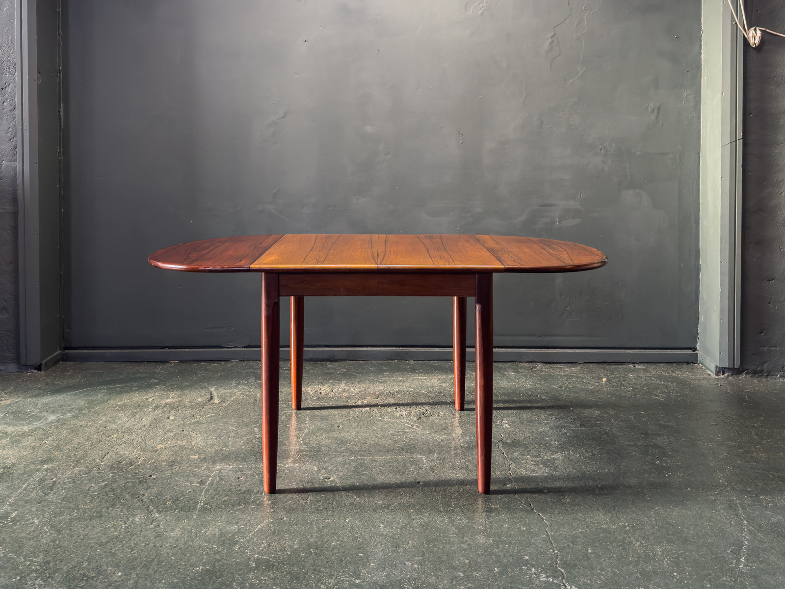 Drop Leaf Table by Arne Vodder