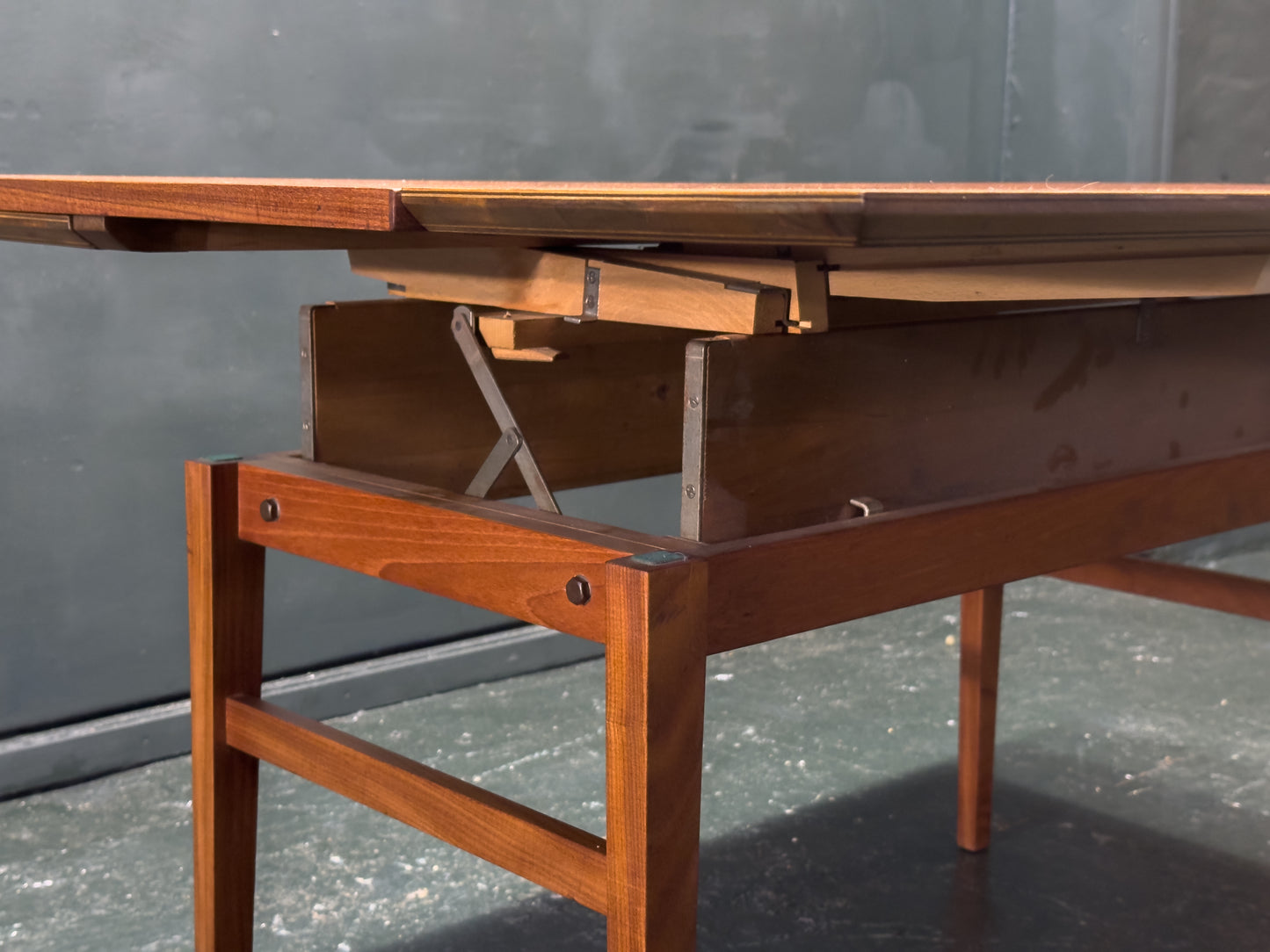 Transforming Teak Coffee table