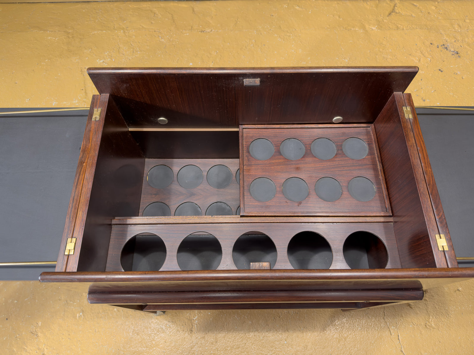 Dyrlund Rosewood Dry Bar Cart