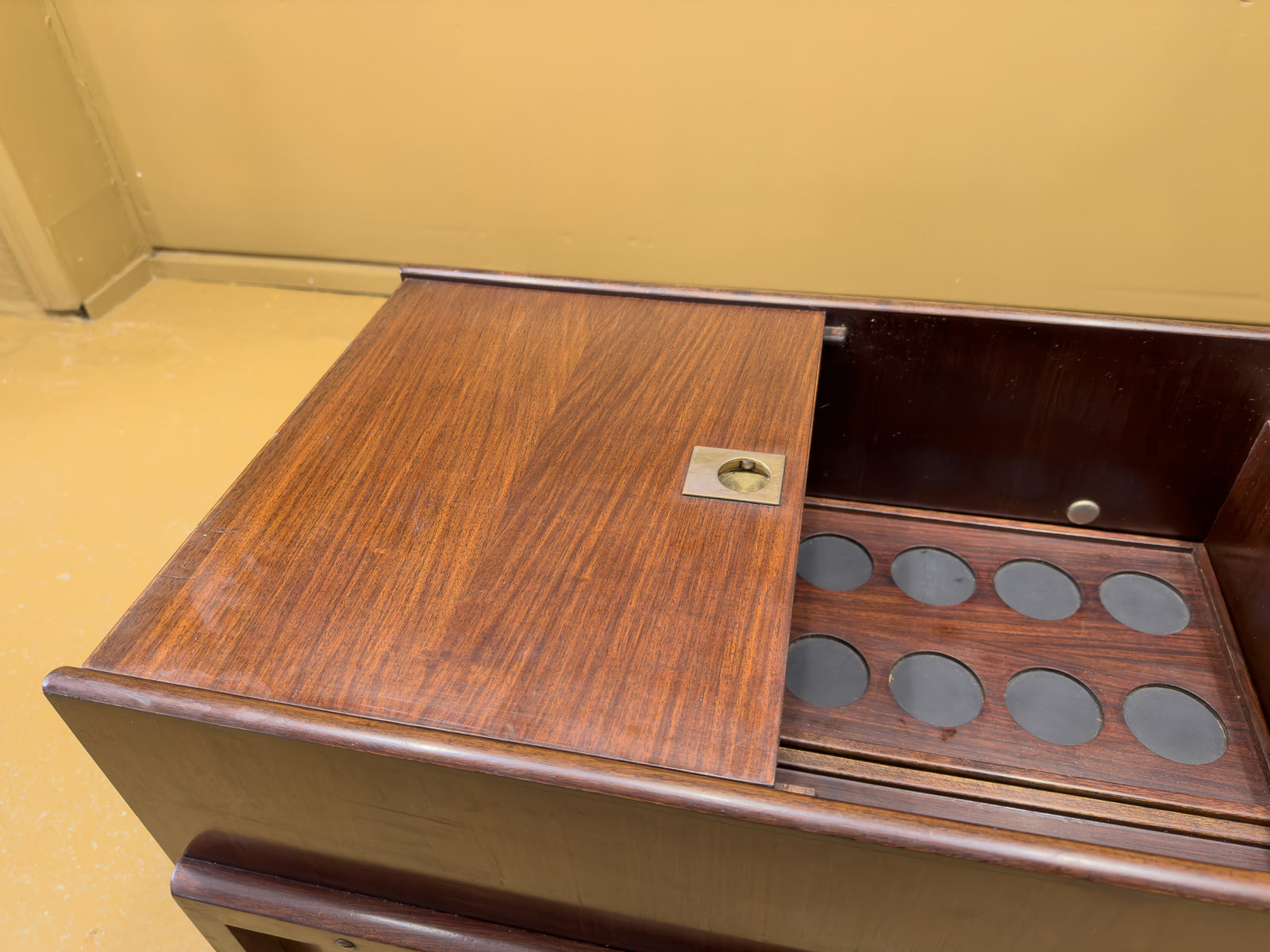 Dyrlund Rosewood Dry Bar Cart