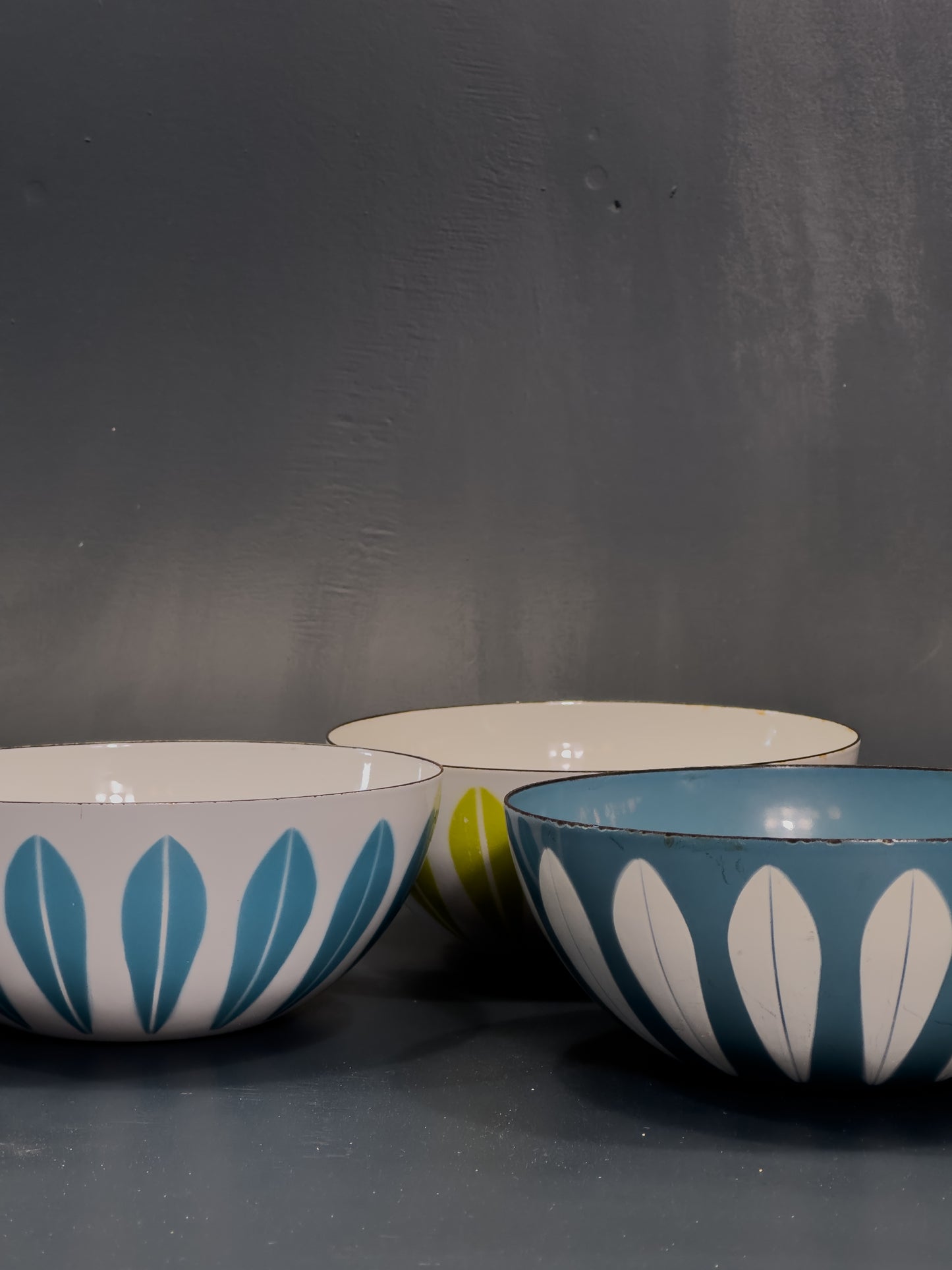 Small Calhrine Holme Enamelware Bowls