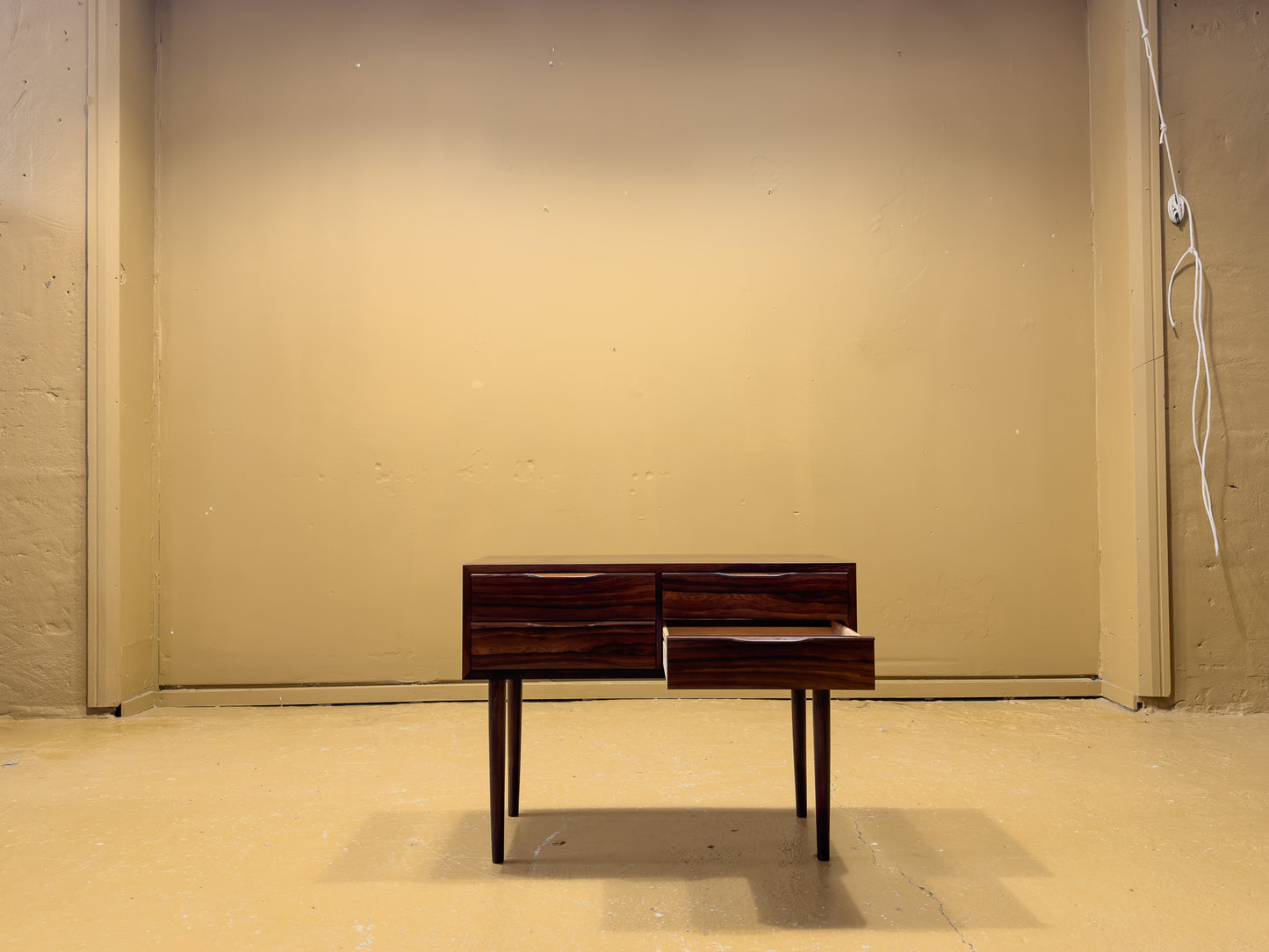 Rosewood Chest of Drawers