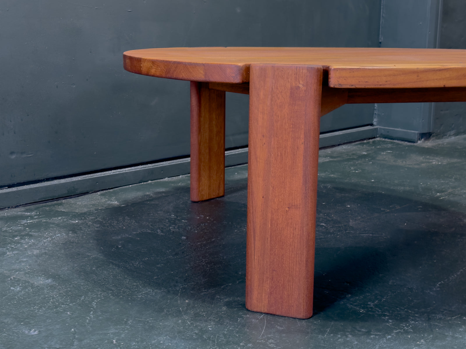 Komfort Round Teak Coffee Table
