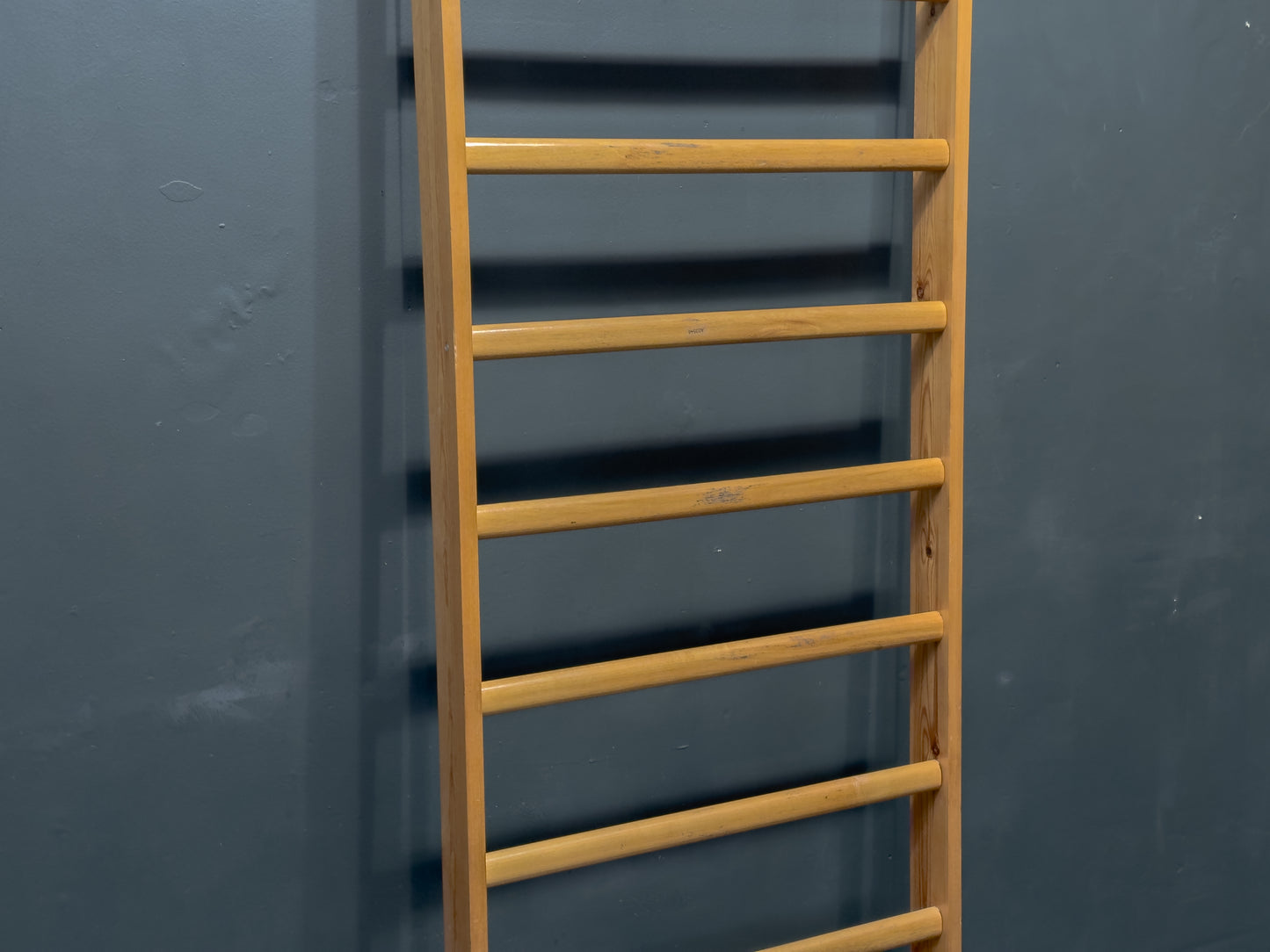 Pine Ladder