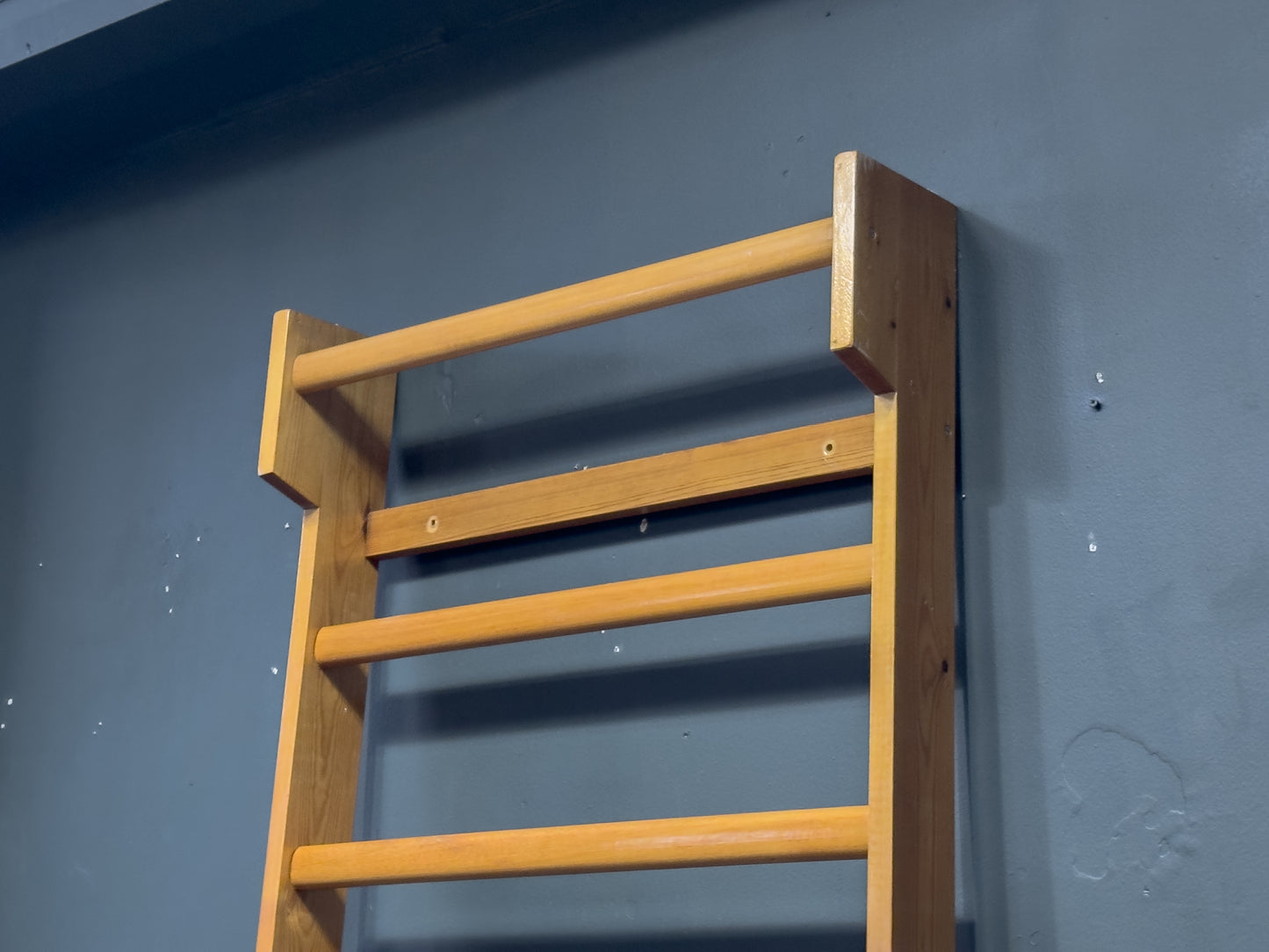 Pine Ladder