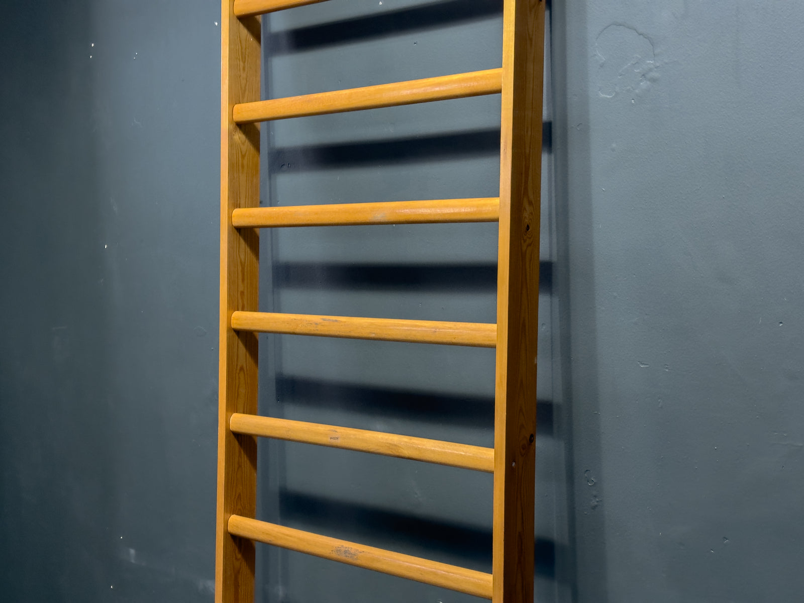 Pine Ladder