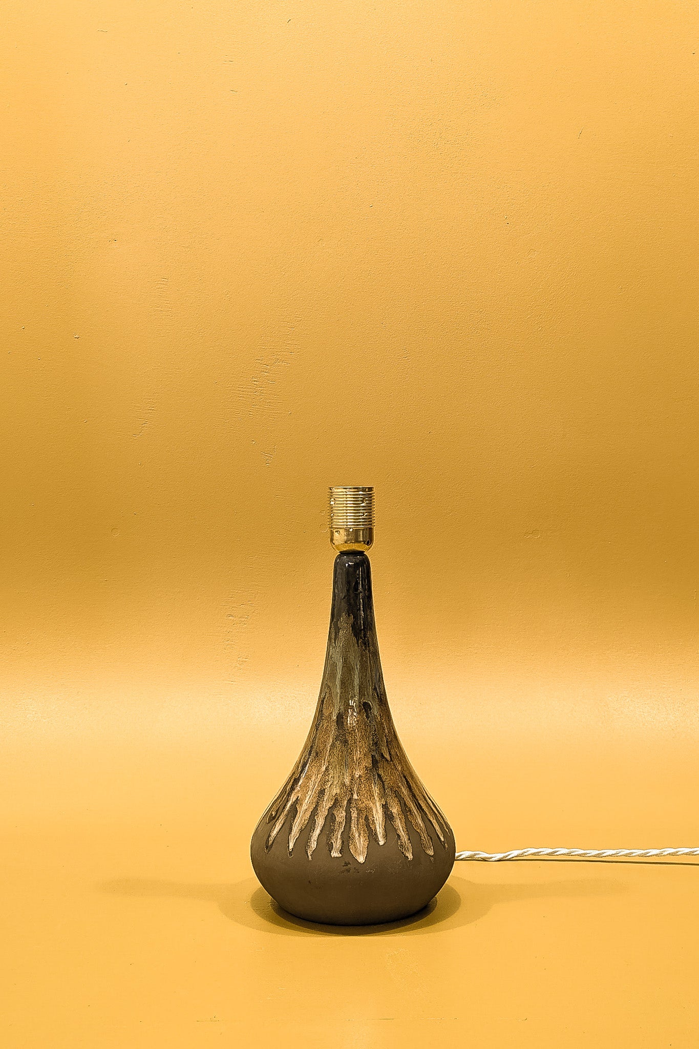 Rich Glazed Ceramic Table Lamp